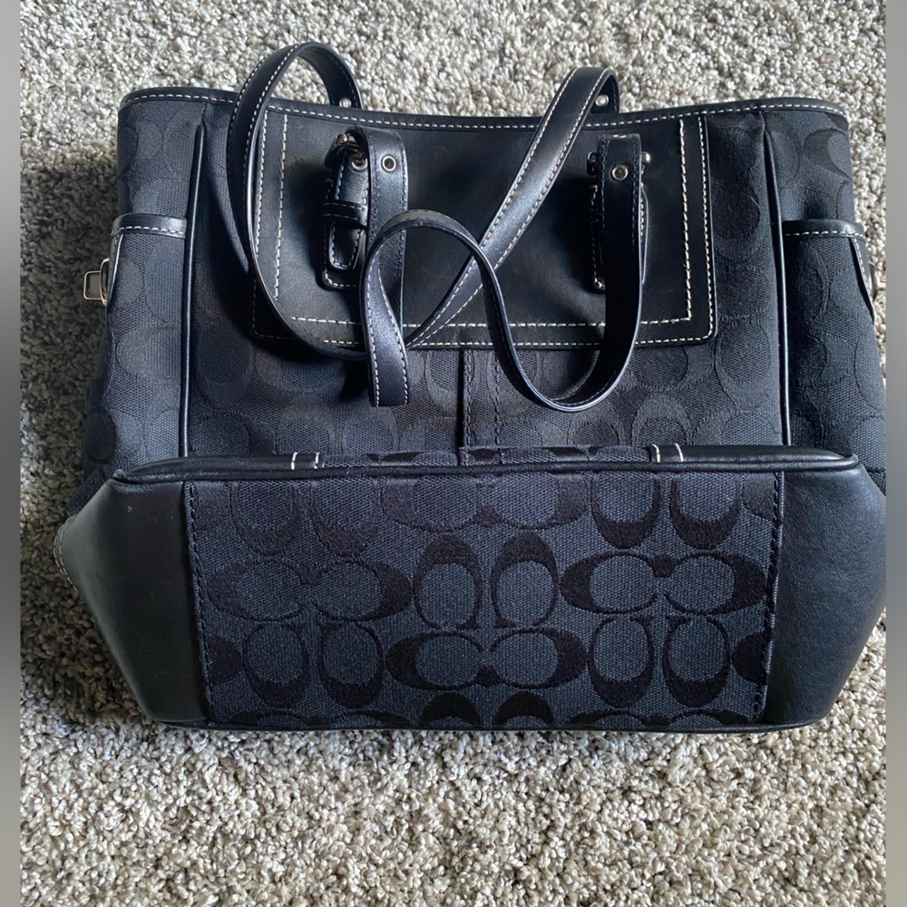 Coach Black Signature Bag with Leather Trim - Picture 4 of 6